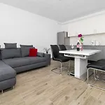 Apartamento Rada *