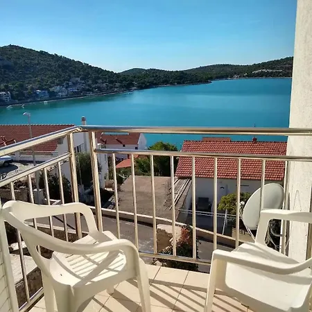Apartamento Rada Tisno