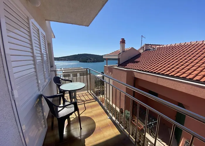 Rada Apartment Tisno