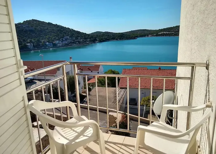 Apartment Rada Tisno